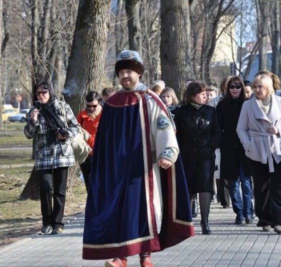 Как интересно отдохнуть с детьми в новогодние каникулы 2018 в Великом Новгороде. Видео