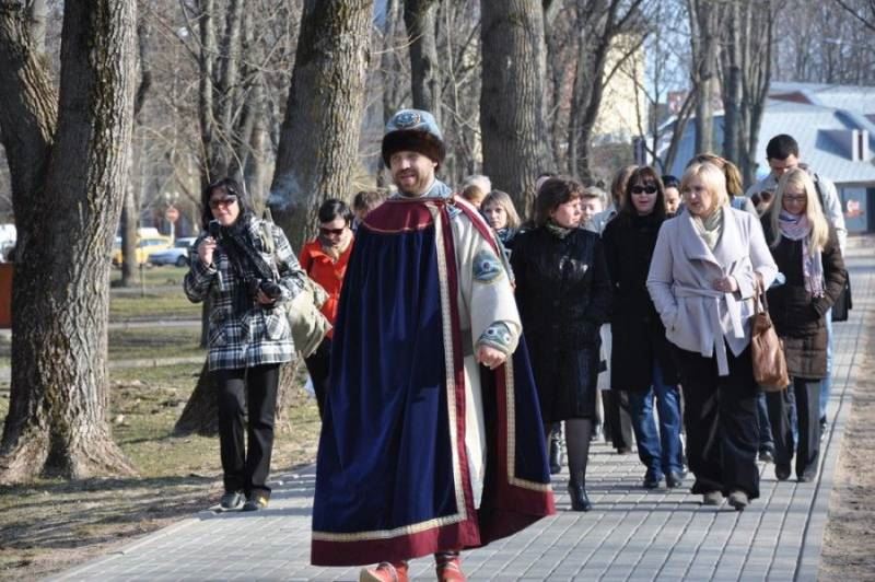 Как интересно отдохнуть с детьми в новогодние каникулы 2018 в Великом Новгороде. Видео